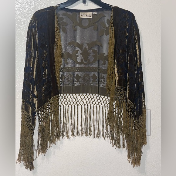 One size top - Picture 1 of 11